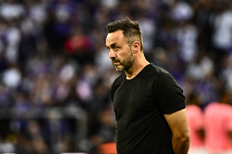 开云电子-德泽尔比:我们本可以有更好的表现,最难接受的是球队发挥不稳定