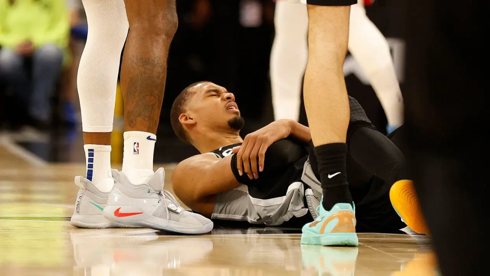 开云电子-幸无大碍！文班X光+核磁检查都没问题 名记相信他肯定获评奖资格